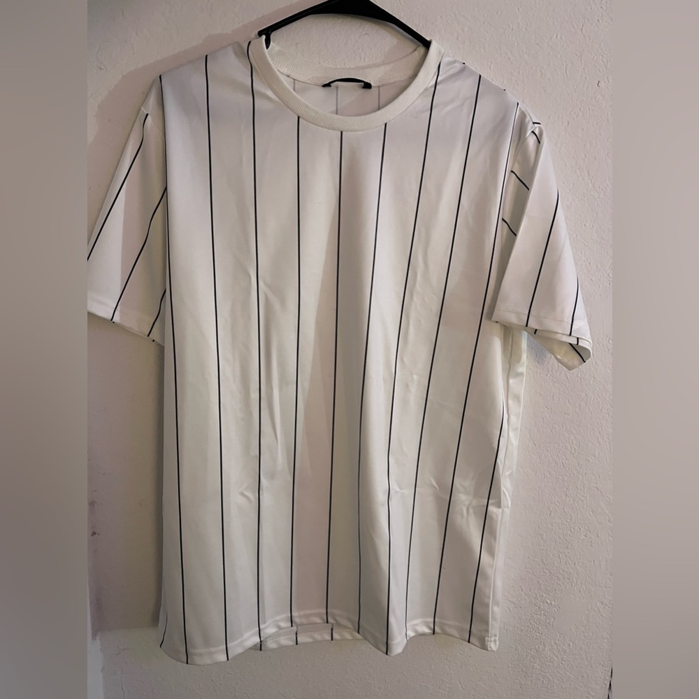 White T-shirt Size S